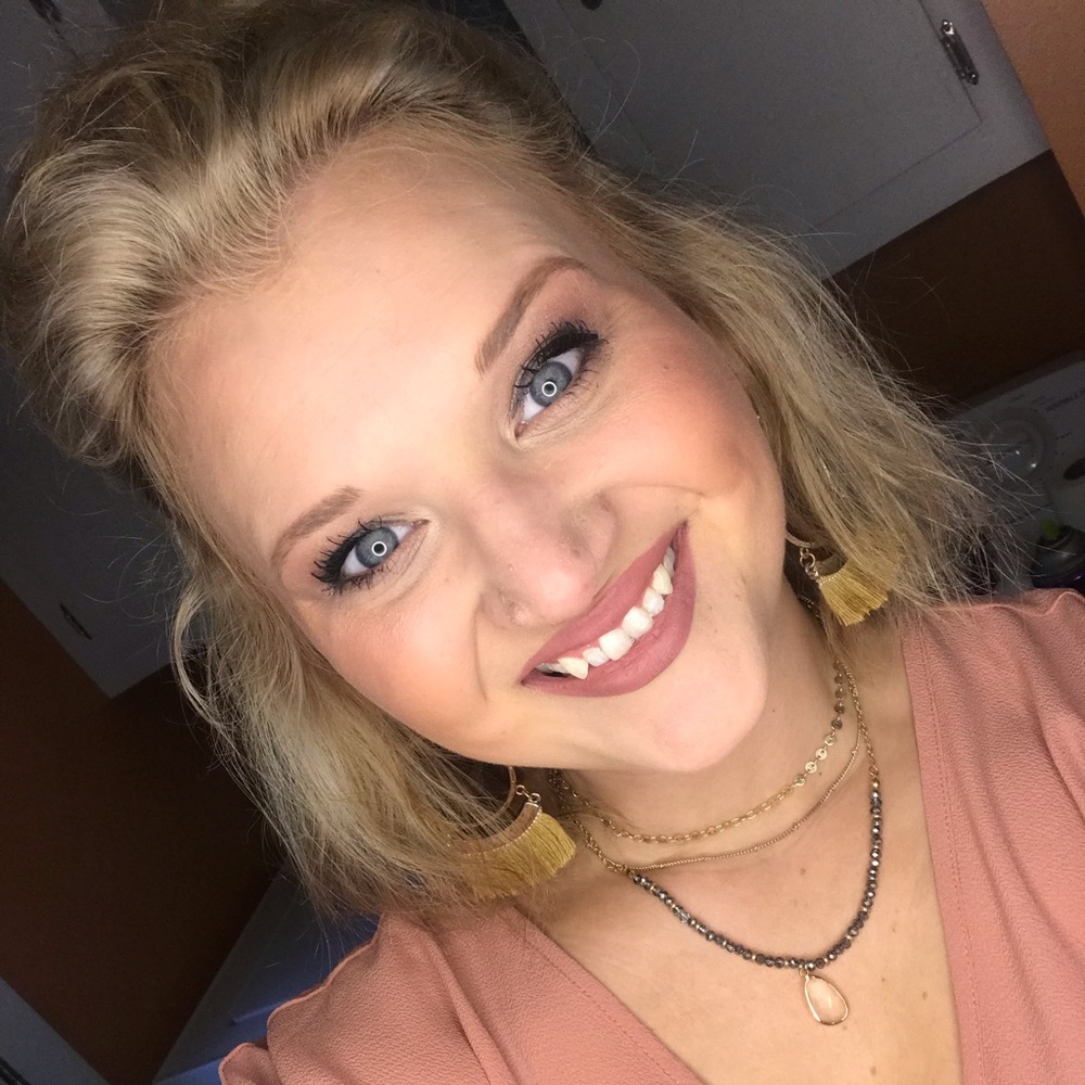 Meet your Posher, Allison